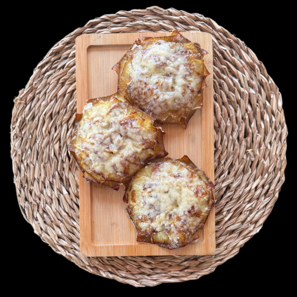 ACACHOFAS CONFITADAS CON ACEITE DE OLIVA Y QUESO PARMESANO